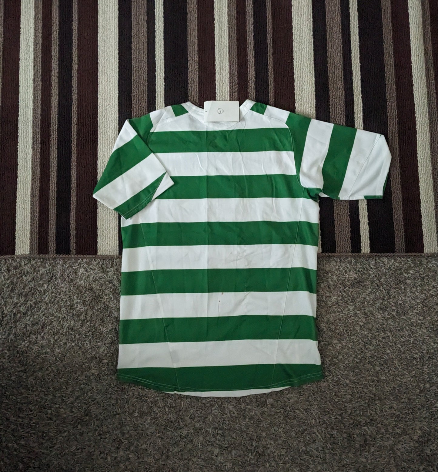 Celtic Scotland home (YOUTH XL) *Brand new with tags