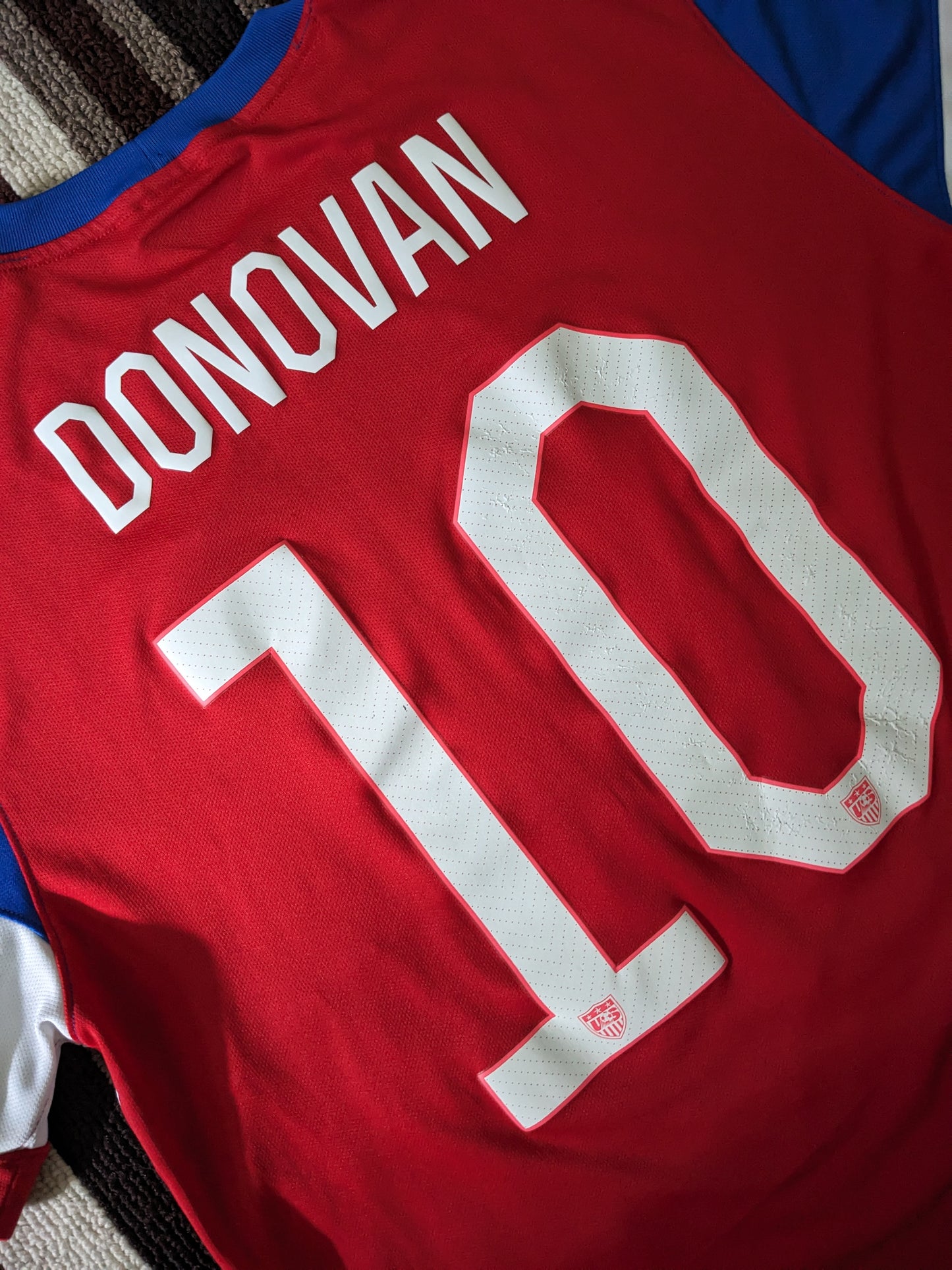 USA 2014 away x Landon Donovan #10 (L)